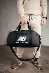 Зображення з Дорожня/спортивна сумка New Balance White Label Чорна